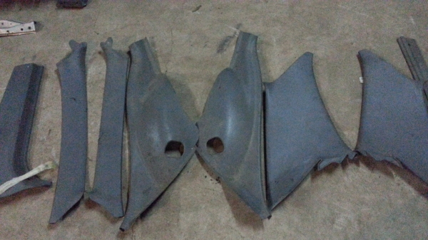 พลาสติกในรถโซลูน่ามุมส้ม พลาสติกในรถโซลูน่ามุมส้ม