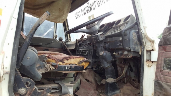 ขายรถ 10 ล้อ เพลาเดียว บรรทุกเต้าปูน ไม่มีทะเบียน คัสซีไอ้หลง 215K เครื่อง+เกียร์ PD6 230 แรงม้า เบรคลมดัน พวงมาลัยพาวเวอร์ ราคาต่อรองได้ครับ ขายรถ 10 ล้อ เพลาเดียว บรรทุกเต้าปูน ไม่มีทะเบียน คัสซีไอ้หลง 215K เครื่อง+เกียร์ PD6 230 แรงม้า เบรคลมดัน พวงมาลัยพาวเวอร์ ราคาต่อรองได้ครับ