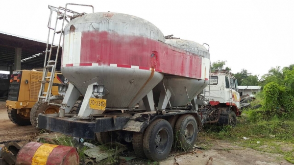 ขายรถ 10 ล้อ เพลาเดียว บรรทุกเต้าปูน ไม่มีทะเบียน คัสซีไอ้หลง 215K เครื่อง+เกียร์ PD6 230 แรงม้า เบรคลมดัน พวงมาลัยพาวเวอร์ ราคาต่อรองได้ครับ ขายรถ 10 ล้อ เพลาเดียว บรรทุกเต้าปูน ไม่มีทะเบียน คัสซีไอ้หลง 215K เครื่อง+เกียร์ PD6 230 แรงม้า เบรคลมดัน พวงมาลัยพาวเวอร์ ราคาต่อรองได้ครับ