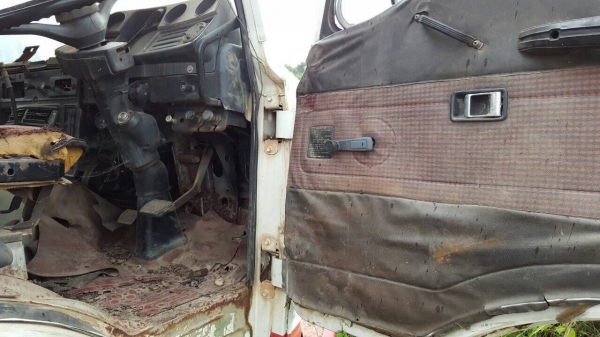 ขายรถ 10 ล้อ เพลาเดียว บรรทุกเต้าปูน ไม่มีทะเบียน คัสซีไอ้หลง 215K เครื่อง+เกียร์ PD6 230 แรงม้า เบรคลมดัน พวงมาลัยพาวเวอร์ ราคาต่อรองได้ครับ ขายรถ 10 ล้อ เพลาเดียว บรรทุกเต้าปูน ไม่มีทะเบียน คัสซีไอ้หลง 215K เครื่อง+เกียร์ PD6 230 แรงม้า เบรคลมดัน พวงมาลัยพาวเวอร์ ราคาต่อรองได้ครับ