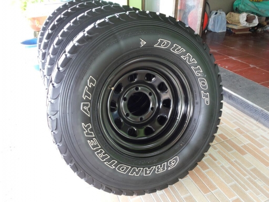 ล้อลาย rock crawler 51 ขอบ 15 พร้อมยาง dunlop grandtrek at1 31 นิ้ว