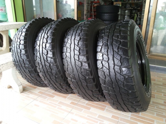 ล้อลาย rock crawler 51 ขอบ 15 พร้อมยาง dunlop grandtrek at1 31 นิ้ว