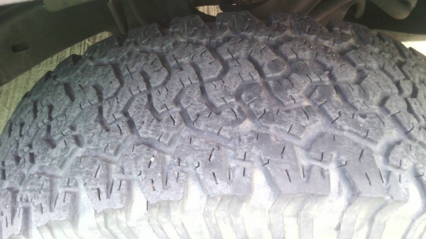 ขายยาง Bf All 265 /70 /16 ปี 12 4 เส้น ลดราคาเหลือ 7500 บาท ขายยาง Bf All 265 /70 /16 ปี 12 4 เส้น ลดราคาเหลือ 7500 บาท