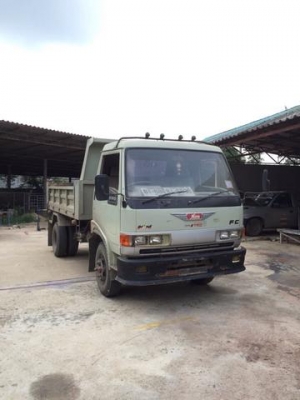 รถหกล้อ Hino