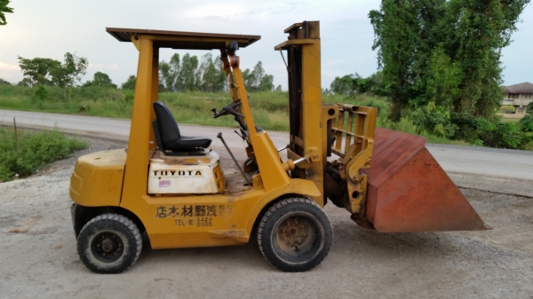 ขายด่วนรถยก TOYOTA3FG 2.0ตัน เสาสูง3เมตรงากะดกมีกะบะแถมให้ยางหน้าคู้รถนอกนำเข้ายังไม่เคยใช้งานในเมืองไทยเลยรถพร้อมใช้ขายถูก ขายด่วนรถยก TOYOTA3FG 2.0ตัน เสาสูง3เมตรงากะดกมีกะบะแถมให้ยางหน้าคู้รถนอกนำเข้ายังไม่เคยใช้งานในเมืองไทยเลยรถพร้อมใช้ขายถูก