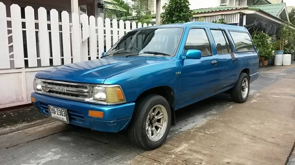 ขายเล่มทะเบียนรถนั่ง คัชซี ชุดโอนเอกสารครบภาษีไม่ขาด