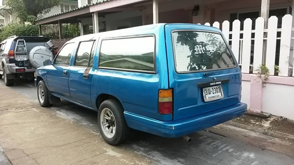 ขายเล่มทะเบียนรถนั่ง คัชซี ชุดโอนเอกสารครบภาษีไม่ขาด