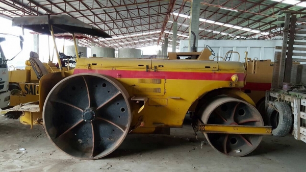 ขายรถบด 3 ล้อเหล็ก SAKAI เอกสารเล่มทะเบียนครบ รถใช้งานได้ปกติ ราคาต่อรองได้ ขายรถบด 3 ล้อเหล็ก SAKAI เอกสารเล่มทะเบียนครบ รถใช้งานได้ปกติ ราคาต่อรองได้