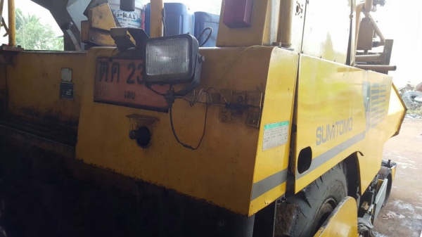 ขายรถปูยาง SUMITOMO HA60W เอกสารเล่มทะเบียนครบ รถใช้งานได้ดี ราคาต่อรองได้ครับ