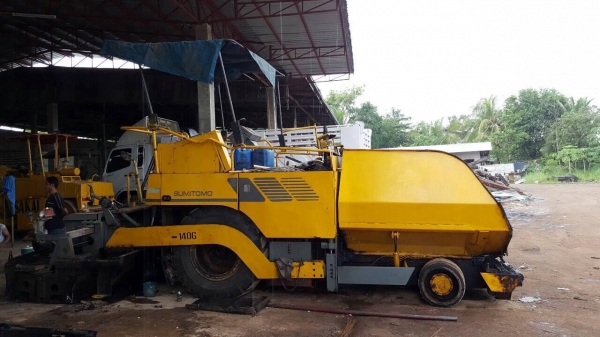 ขายรถปูยาง SUMITOMO HA60W เอกสารเล่มทะเบียนครบ รถใช้งานได้ดี ราคาต่อรองได้ครับ