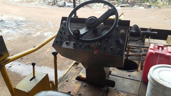 ขายรถปูยาง SUMITOMO HA60W เอกสารเล่มทะเบียนครบ รถใช้งานได้ดี ราคาต่อรองได้ครับ