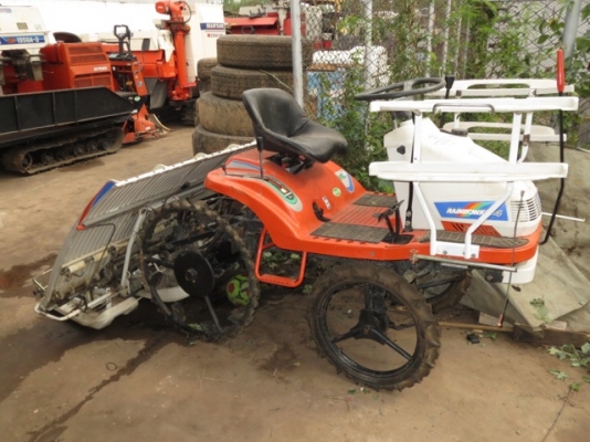 รถดำนานั่งขับ Kubota 4แถว  รถมือสองญี่ปุ่น ใช้งานได้ 100\%