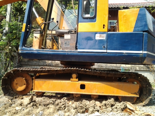ขายด่วน..รถขุด KOMATSU PC60-5 รถสวย เก่าญี่ปุ่นแท้ ปรับสภาพพร้อมใช้ ในไทย มีใบอิมวอยล์ครบ จัดไฟแน๊นซ์ สบาย ๆ