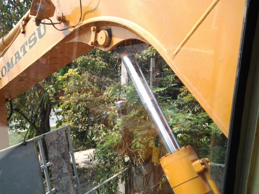 ขายด่วน..รถขุด KOMATSU PC60-5 รถสวย เก่าญี่ปุ่นแท้ ปรับสภาพพร้อมใช้ ในไทย มีใบอิมวอยล์ครบ จัดไฟแน๊นซ์ สบาย ๆ