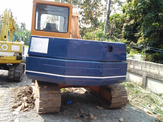 ขายด่วน..รถขุด KOMATSU PC60-5 รถสวย เก่าญี่ปุ่นแท้ ปรับสภาพพร้อมใช้ ในไทย มีใบอิมวอยล์ครบ จัดไฟแน๊นซ์ สบาย ๆ