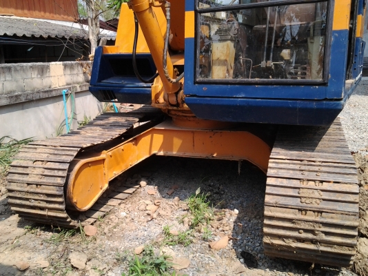 ขายด่วน..รถขุด KOMATSU PC60-5 รถสวย เก่าญี่ปุ่นแท้ ปรับสภาพพร้อมใช้ ในไทย มีใบอิมวอยล์ครบ จัดไฟแน๊นซ์ สบาย ๆ