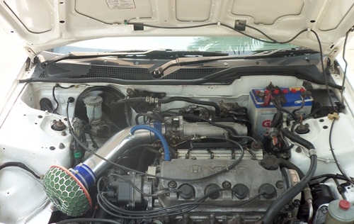 CIVIC EG 4ประตูสีขาวแต่ง FERIO ตัวนอก D15B แก๊สLPGสภาพน่าใช้ CIVIC EG 4ประตูสีขาวแต่ง FERIO ตัวนอก D15B แก๊สLPGสภาพน่าใช้