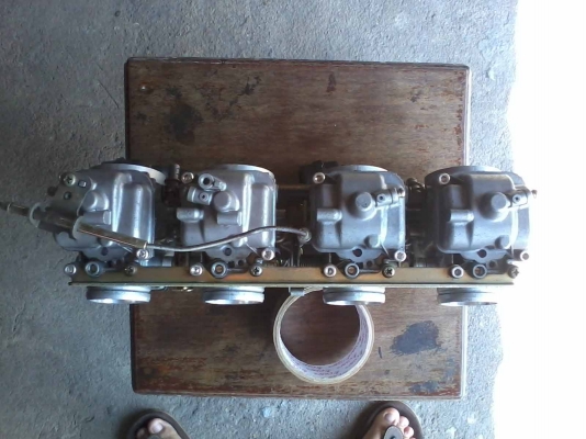 ขายคาร์บู Susuki gsxr 1100 ปี 98 ตัวหม้อน้ำ สภาพสวยๆ มือ 1 เมืองไทยครับ ขายคาร์บู Susuki gsxr 1100 ปี 98 ตัวหม้อน้ำ สภาพสวยๆ มือ 1 เมืองไทยครับ