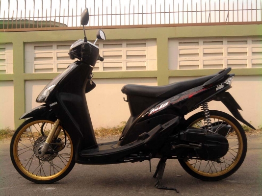 ขออนุญาติขาย YAMAHA MIO AMORE 115 cc. สีดำ ล้อทอง ขออนุญาติขาย YAMAHA MIO AMORE 115 cc. สีดำ ล้อทอง