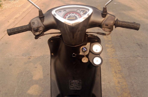 ขออนุญาติขาย YAMAHA MIO AMORE 115 cc. สีดำ ล้อทอง ขออนุญาติขาย YAMAHA MIO AMORE 115 cc. สีดำ ล้อทอง