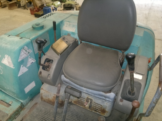 รถขุดเล็ก KOMATSU PC30-7 SN:20105 ปี 1991 รถนอกนำเข้าจากญี่ปุ่น สภาพดี ไม่เคยใช้ในไทย ลดล้างสต็อกราคาถูก ติดต่อมานะ 085-9049669