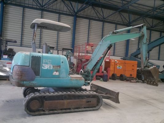 รถขุดเล็ก KOMATSU PC30-7 SN:20105 ปี 1991 รถนอกนำเข้าจากญี่ปุ่น สภาพดี ไม่เคยใช้ในไทย ลดล้างสต็อกราคาถูก ติดต่อมานะ 085-9049669