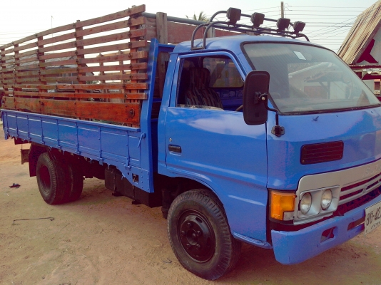 ขาย isuzu KS ขาย isuzu KS