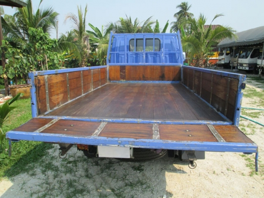 ISUZU NKR 58 E หัวการ์ตูน บรรทุก 4ล้อ ไม่ติดเวลา