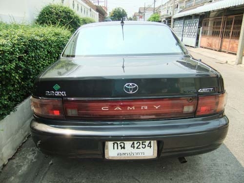 Toyota camry 2.2 GXi โฉมท้ายหงส์ ปี 93 ติดแก๊ส LPG เกียร์ออโต้ Toyota camry 2.2 GXi โฉมท้ายหงส์ ปี 93 ติดแก๊ส LPG เกียร์ออโต้