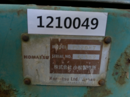 รถขุดเล็ก KOMATSU PC20-7  แทร็กยางใหม่ ลดล้างสต็อกสภาพดี ใช้งานได้เลย รถนอกนำเข้าจากญี่ปุ่น ไม่เคยใช้ในไทย ติดต่อ มานะ 085-9049669