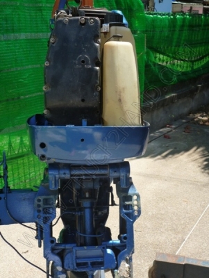 เครื่องเรือ ยี่ห้อ SUZUKI 115 แรงม้า และหลังคาเรือพร้อมบันได เครื่องเรือ ยี่ห้อ SUZUKI 115 แรงม้า และหลังคาเรือพร้อมบันได