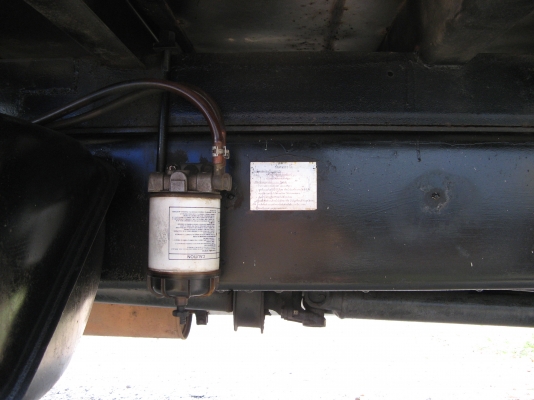 ขาย 6 ล้อ ฮีโน่สิงห์ไฮเทค 210 แรง ยาว 7.20 ม.พื้นกระบะบุเลสหนาทั้งลูก สภาพสวยกิ๊ป กว่า 90\% สนใจชมรถก่อนได้ครับ