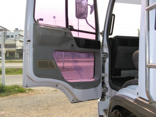 ขาย 6 ล้อ ฮีโน่สิงห์ไฮเทค 210 แรง ยาว 7.20 ม.พื้นกระบะบุเลสหนาทั้งลูก สภาพสวยกิ๊ป กว่า 90\% สนใจชมรถก่อนได้ครับ