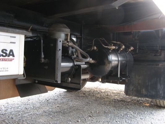 ขาย 6 ล้อ ฮีโน่สิงห์ไฮเทค 210 แรง ยาว 7.20 ม.พื้นกระบะบุเลสหนาทั้งลูก สภาพสวยกิ๊ป กว่า 90\% สนใจชมรถก่อนได้ครับ