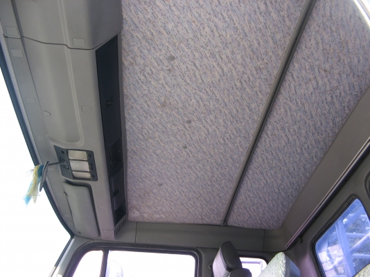 ขาย 6 ล้อ ฮีโน่สิงห์ไฮเทค 210 แรง ยาว 7.20 ม.พื้นกระบะบุเลสหนาทั้งลูก สภาพสวยกิ๊ป กว่า 90\% สนใจชมรถก่อนได้ครับ