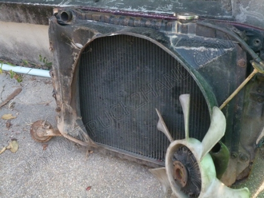 หม้อน้ำรถ//ติดต่อคุณสายพิน 086-475-7124