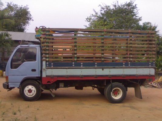 ขายรถ ISUZU 120 เฟืองท้ายF แรงพร้อมใช้งาน