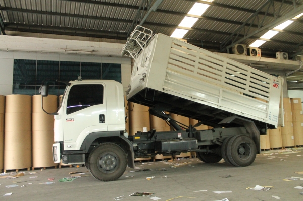 ขาย รถบรรทุก ดั๊ม Isuzu FTR 240