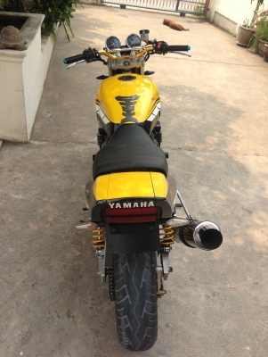 ขาย XJR400 ปี97อินวอยแท้ สีเหลือง-ดำ สวยๆ  สภาพด้วยรวม 90\%ระบบไฟดีติดครบทุกดวง  เครื่องแห้งๆ ท่อเสียงโหดๆ