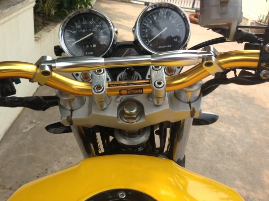 ขาย XJR400 ปี97อินวอยแท้ สีเหลือง-ดำ สวยๆ  สภาพด้วยรวม 90\%ระบบไฟดีติดครบทุกดวง  เครื่องแห้งๆ ท่อเสียงโหดๆ