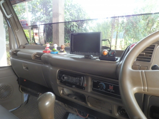 ขายด่วนรถ 6 ล้อดั้ม  NPR 135 HP