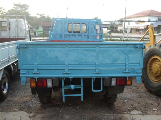 ขายรถ 4 ล้อNKR