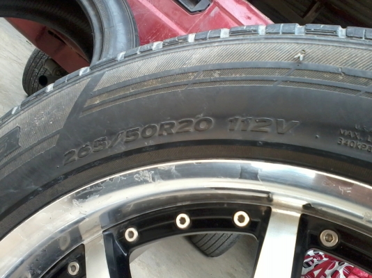 ขายด่วนแม็กขอบ20 ของlansoพร้อมยาง ขายด่วนแม็กขอบ20 ของlansoพร้อมยาง