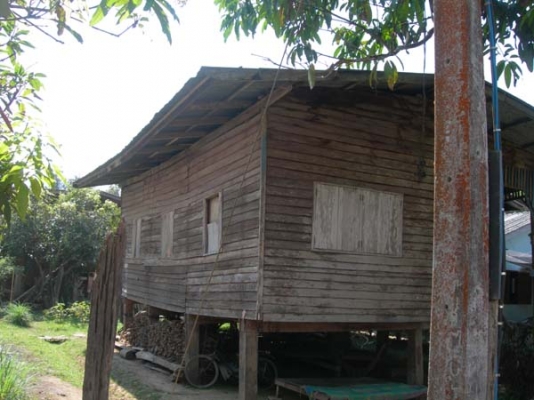 ขายบ้านไม้ทั้งหลัง 120000