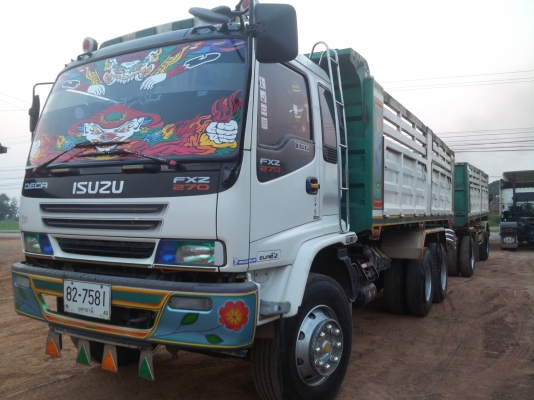 ต้องการขาย ISUZU 270Hp ดั๊ม แม่-ลูก ลูก2 เพลาสนใจโทร ชายโต 081-8569543