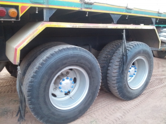 ต้องการขาย ISUZU 270Hp ดั๊ม แม่-ลูก ลูก2 เพลาสนใจโทร ชายโต 081-8569543