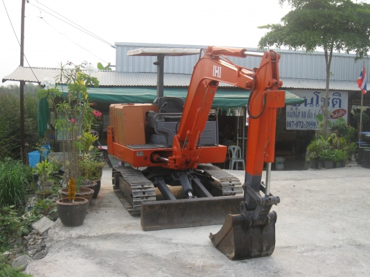 ขายแบคโฮ IHI 30GX 3  สภาพสวยพร้อมใช้งาน ราคาถูกทำงานเร็วเดินเเรง