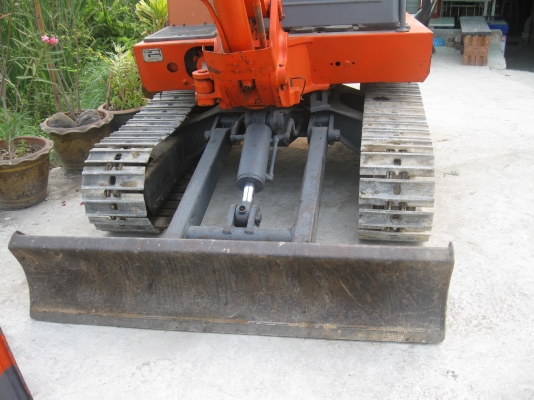 ขายแบคโฮ IHI 30GX 3  สภาพสวยพร้อมใช้งาน ราคาถูกทำงานเร็วเดินเเรง