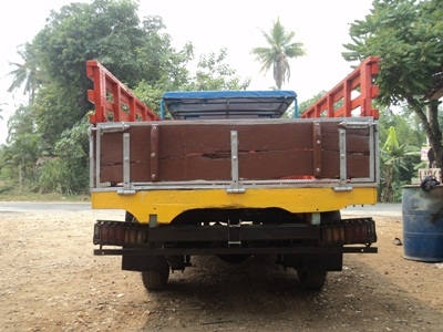 รถบรรทุกในการเกษตรใช่ในไร่นาก็ดีใช่ในสวนยางสวนปาล์มก็ได้บริการส่งให้ด้วยก็ได้ครับ(รถอยู่ด่านช้าง)