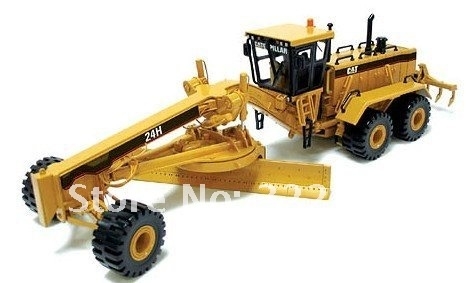โมเดลรถเกรด CAT 24H Motor Grader อัตราส่วน 1:50 จากปกติ 4,200 บาท